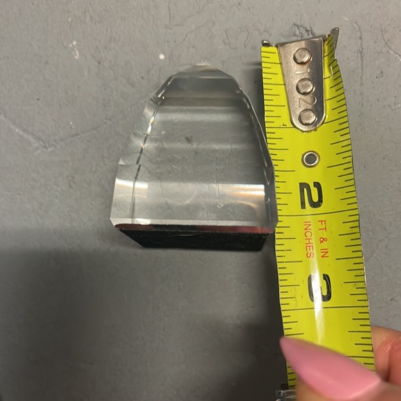 Swarovski crystal paperweight pyramid like new condition - Picture 4 of 4